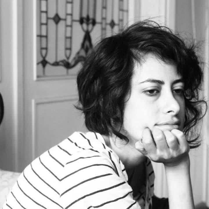 Nour ist im Atelier EXIL Trier