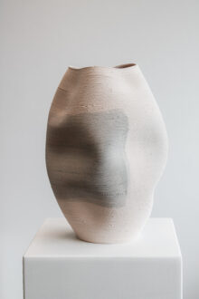 Painted White Canvas L Helena, Atelier EXIL Trier